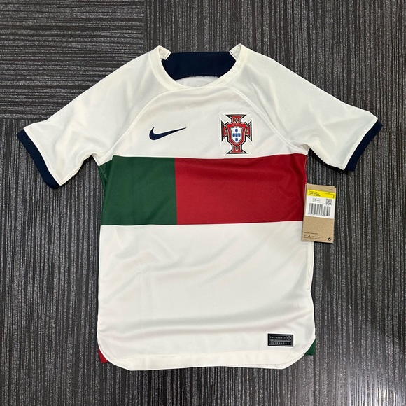 Youth Size Small Nike Portugal Away Jersey+Pants - Picture 3 of 9